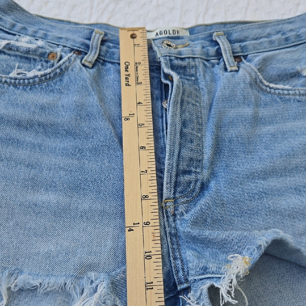 Agolde Light Wash Distressed Denim Parker Shorts Size 29 - Picture 7 of 9